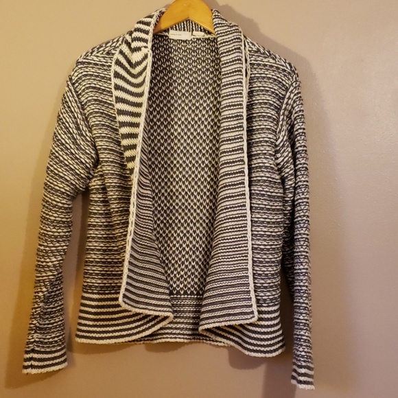 Anthropologie Sweaters - Sleeping on Snow Anthropologie knit cardigan